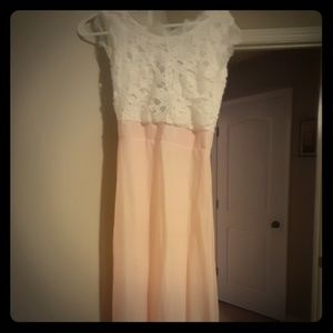 Beautiful peach dress size small